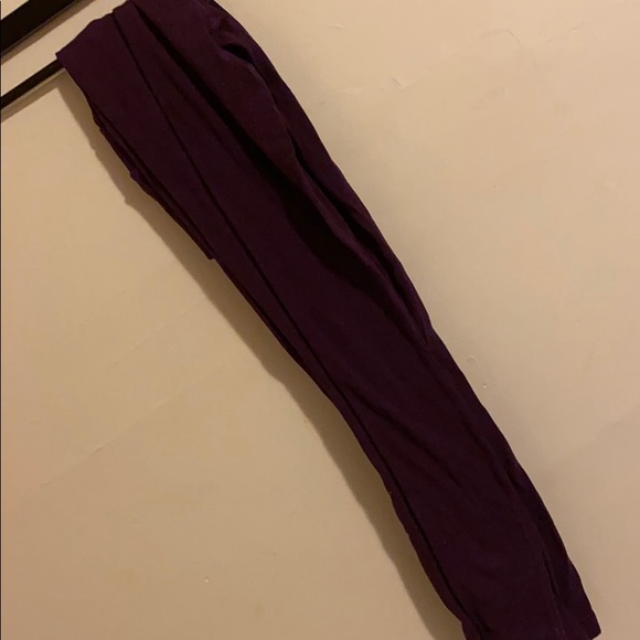 Lululemon leggings size 4 - Picture 3 of 4